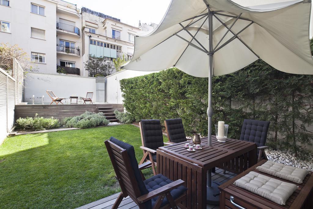 Apartment Barcelona Rentals - Private Pool And Garden Center المظهر الخارجي الصورة