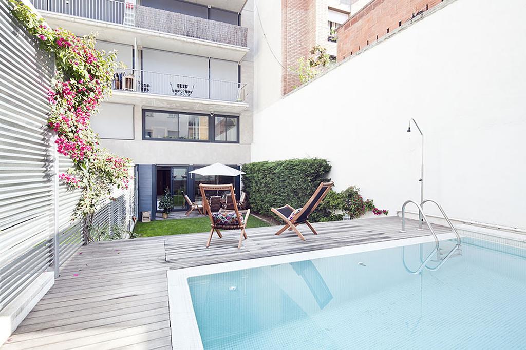 Apartment Barcelona Rentals - Private Pool And Garden Center المظهر الخارجي الصورة