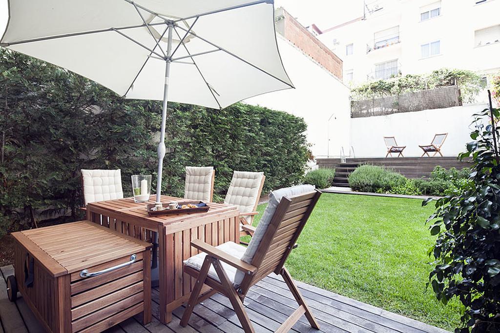 Apartment Barcelona Rentals - Private Pool And Garden Center المظهر الخارجي الصورة